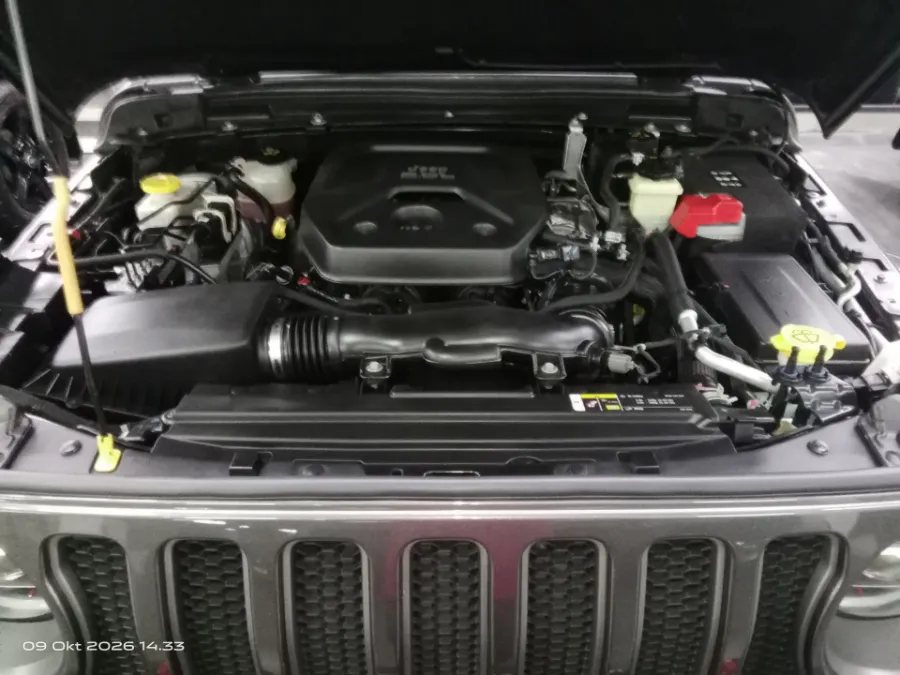 Foto Mobil Bekas Mesin Jeep Wrangler 2.0 tahun 2019