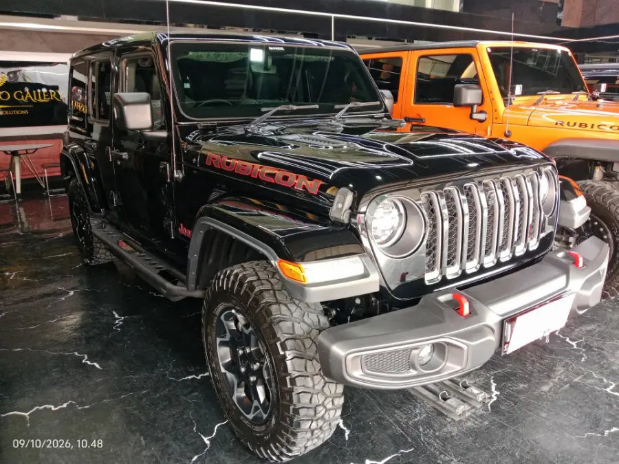 Foto Mobil Bekas Kanan Depan Jeep Wrangler 2.0 Rubicon 4-Door tahun 2023