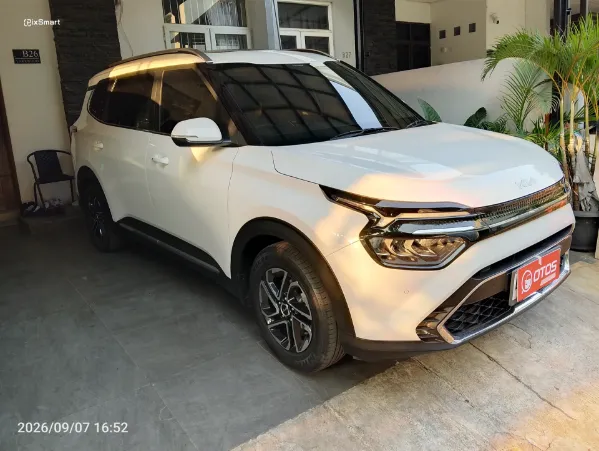 2022 KIA Carens 1.5