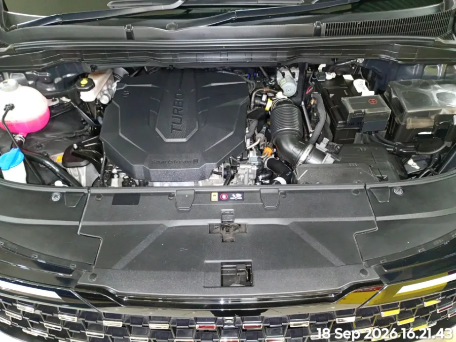 Foto Mobil Bekas Mesin KIA Carnival 2.2 tahun 2024