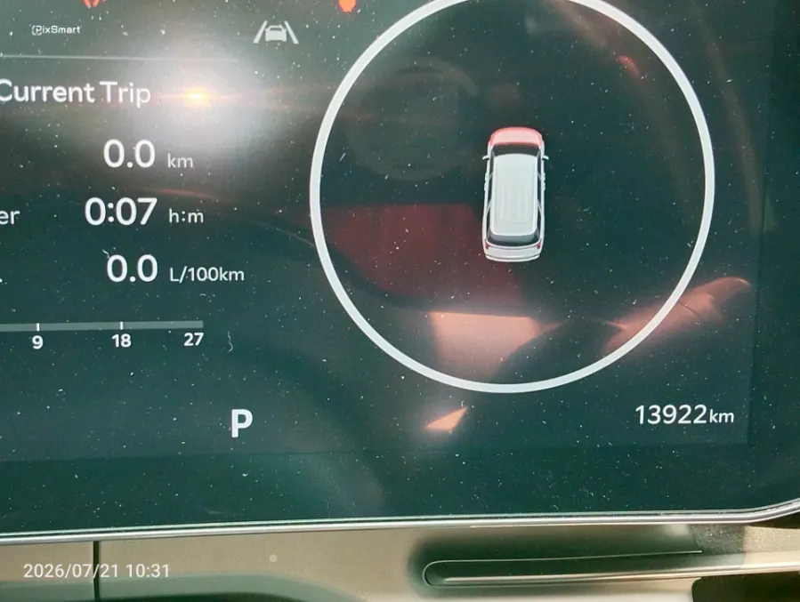 Foto Mobil Bekas Odometer KIA Carnival 2.2 tahun 2024