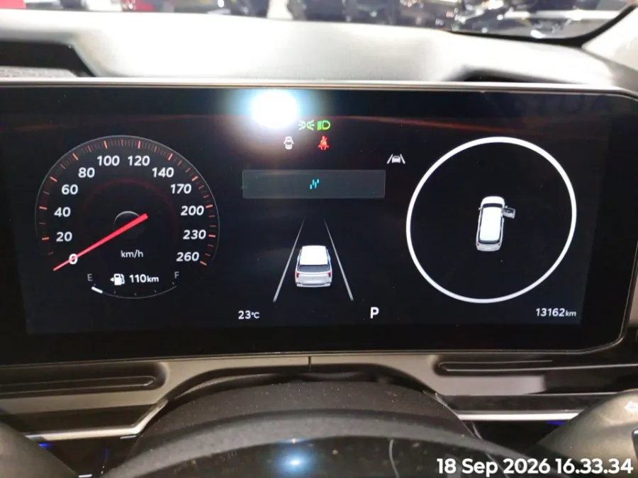 Foto Mobil Bekas Odometer KIA Carnival 2.2 tahun 2024