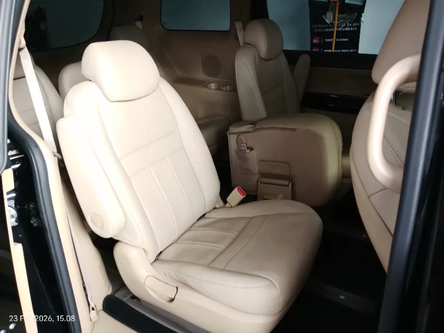 Foto Mobil Bekas Kabin Belakang KIA Grand Sedona 3.3 Ultimate tahun 2018