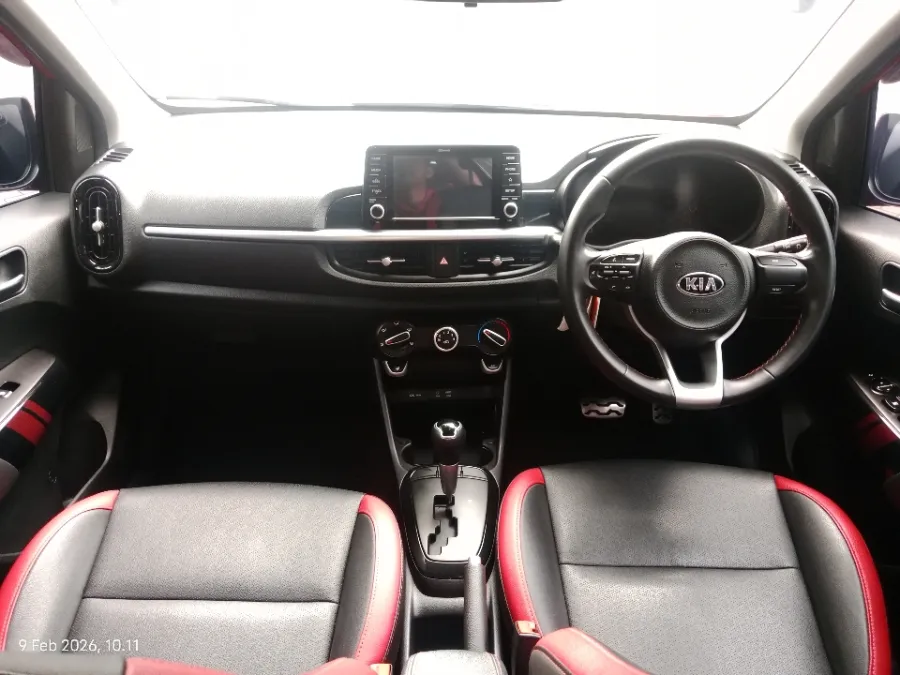 Foto Mobil Bekas Dashboard KIA Picanto 1.2 tahun 2019