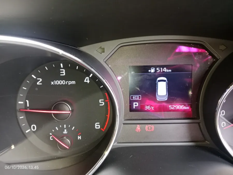 Foto Mobil Bekas Odometer KIA Sedona 2.2 Diesel tahun 2018