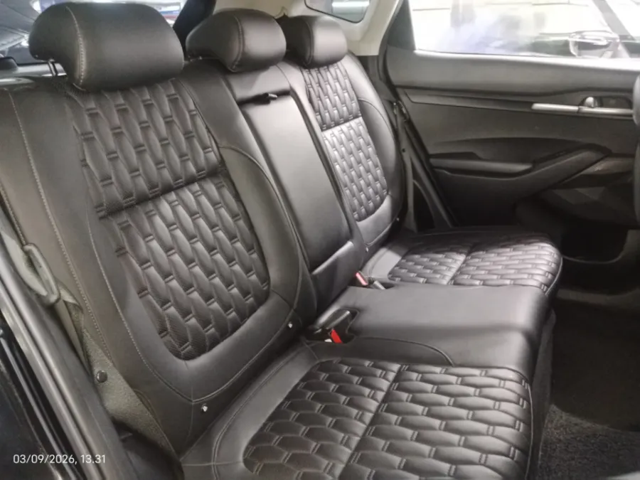 Foto Mobil Bekas Kabin Belakang KIA Seltos 1.4 EX+ tahun 2020