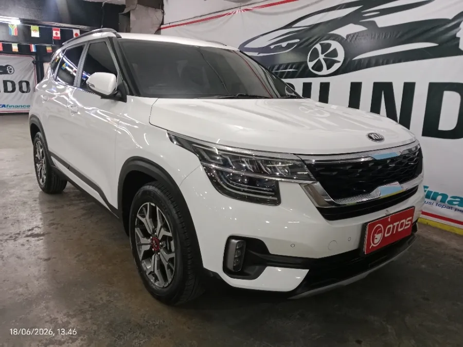 Foto Mobil Bekas Kanan Depan KIA Seltos 1.4 EX+ tahun 2020