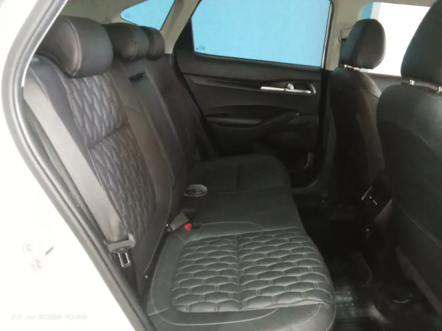 Foto Mobil Bekas Kabin Belakang KIA Seltos 1.4 EX+ tahun 2021