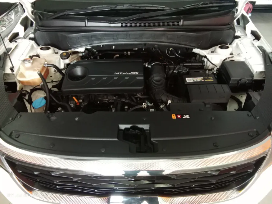 Foto Mobil Bekas Mesin KIA Seltos 1.4 EX+ tahun 2021