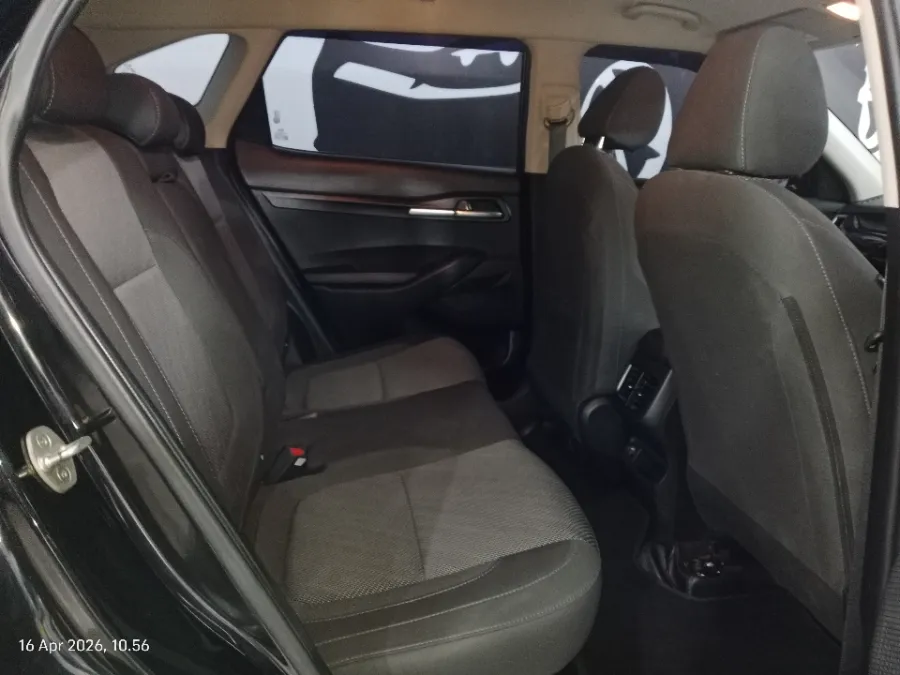 Foto Mobil Bekas Kabin Belakang KIA Seltos 1.4 EX tahun 2020