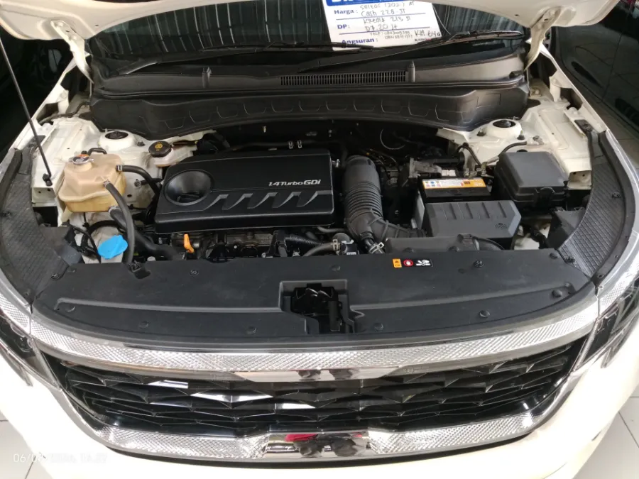 Foto Mobil Bekas Mesin KIA Seltos 1.4 EX tahun 2021