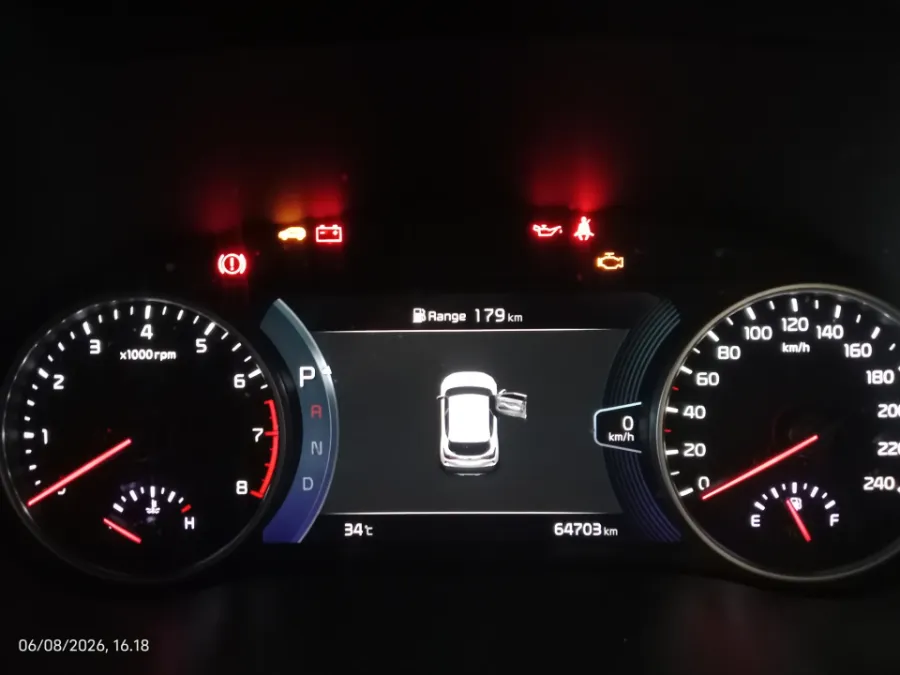 Foto Mobil Bekas Odometer KIA Seltos 1.4 EX tahun 2021