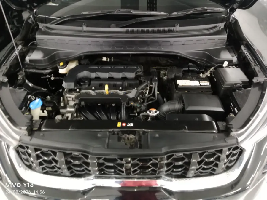 Foto Mobil Bekas Mesin KIA Sonet 1.5 tahun 2021