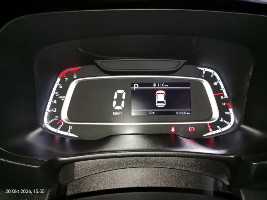 Foto Mobil Bekas Odometer KIA Sonet 1.5 tahun 2021
