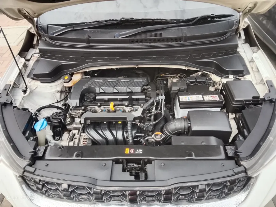 Foto Mobil Bekas Mesin KIA Sonet 1.5 tahun 2022