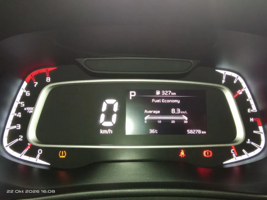 Foto Mobil Bekas Odometer KIA Sonet 1.5 tahun 2022