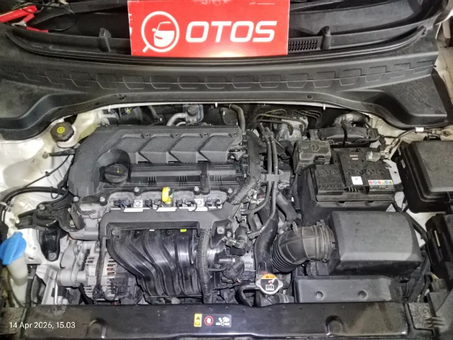 Foto Mobil Bekas Mesin KIA Sonet 1.5 tahun 2023
