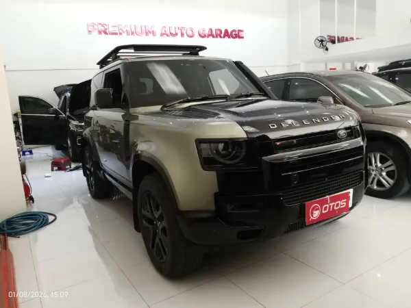 2021 Land Rover Defender 2.0