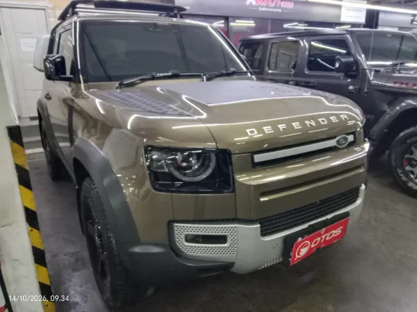 2021 Land Rover Defender 2.0