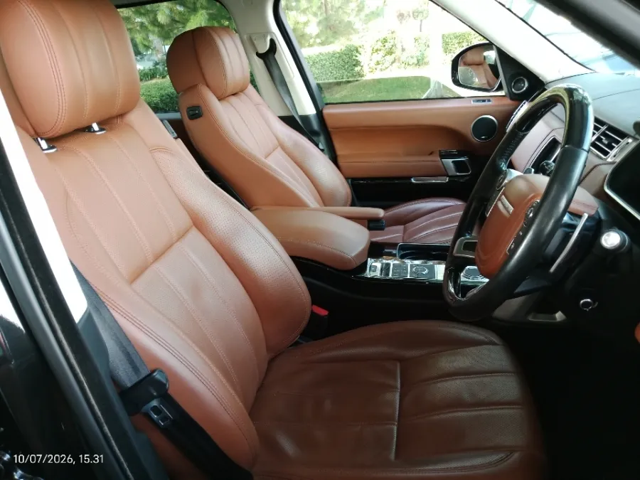 Foto Mobil Bekas Kabin Depan Land Rover Range Rover 3.0 tahun 2016