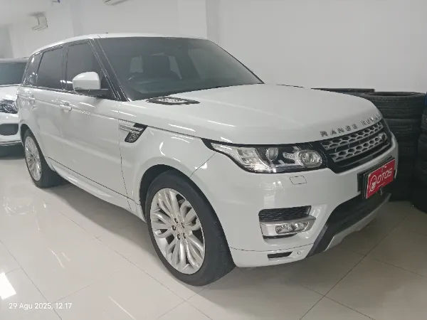 2016 Land Rover Range Rover 3.0 - Foto 1 dari 6