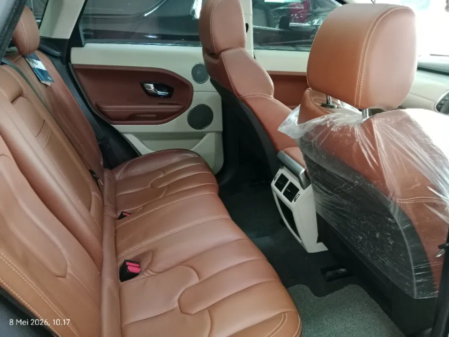 Foto Mobil Bekas Kabin Belakang Land Rover Range Rover Evoque 2.0 tahun 2013