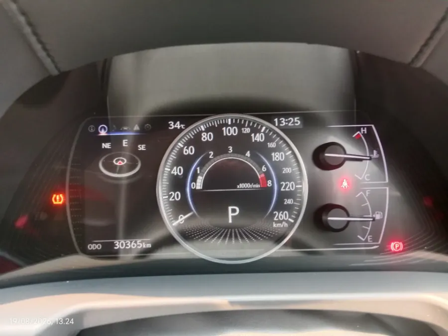 Foto Mobil Bekas Odometer Lexus ES 250 2.5 tahun 2019