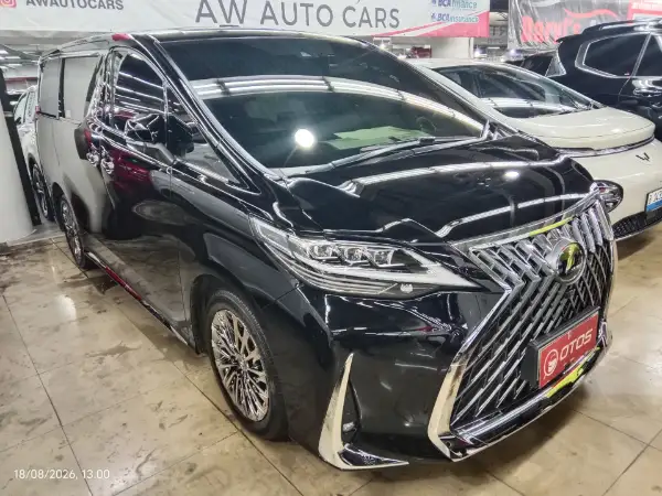 2020 Lexus LM 350 3.5