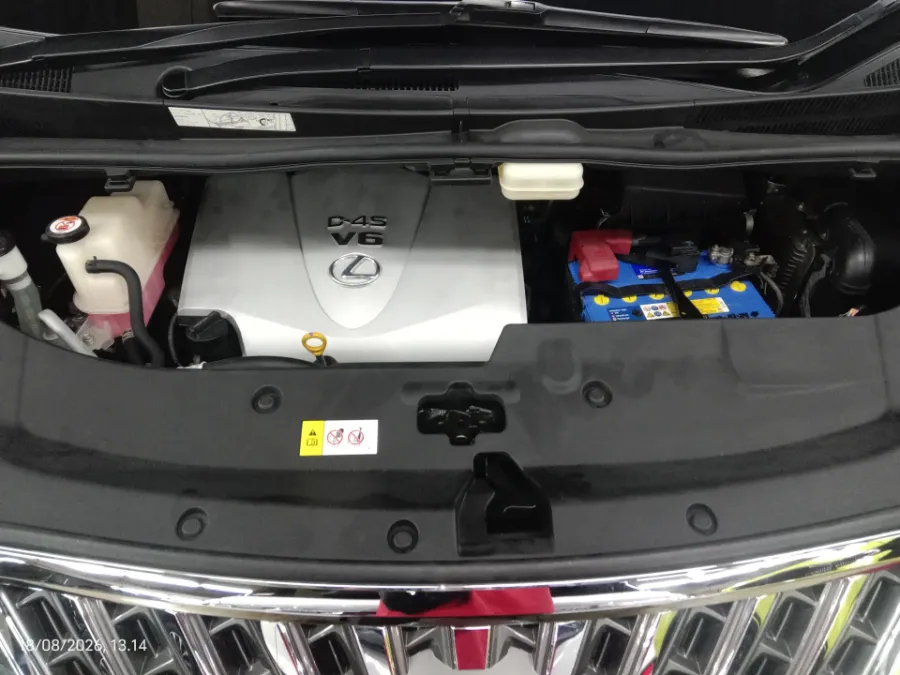 Foto Mobil Bekas Mesin Lexus LM 350 3.5 tahun 2020