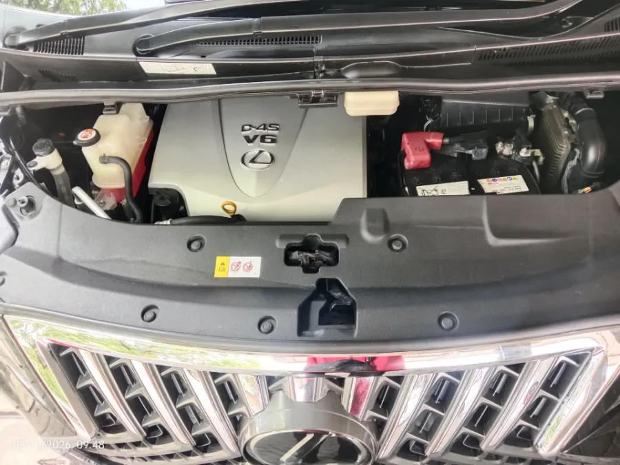 Foto Mobil Bekas Mesin Lexus LM 350 3.5 tahun 2022