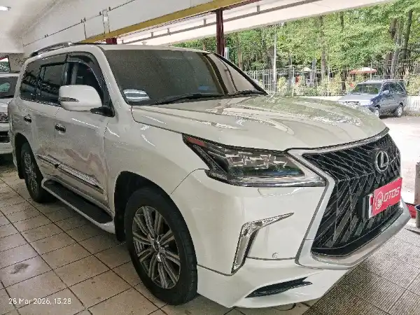 2012 Lexus LX 570 5.7