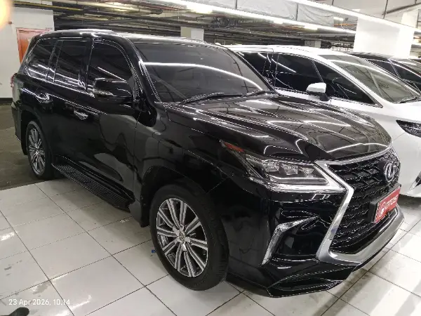 2017 Lexus LX 570 5.7 - Foto 1 dari 6