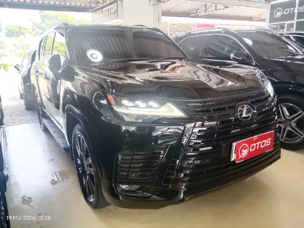 2023 Lexus LX 600 3.5 - Foto 1 dari 6