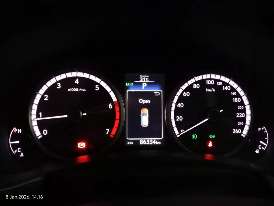 Foto Mobil Bekas Odometer Lexus NX 200t 2.0 tahun 2015