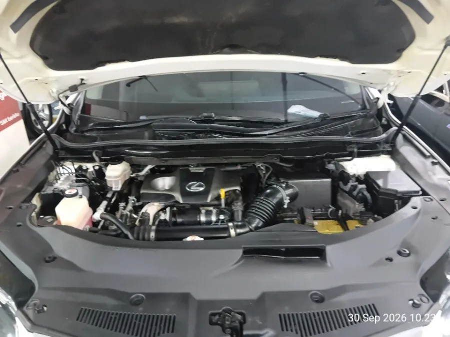Foto Mobil Bekas Mesin Lexus NX 200t 2.0 Luxury tahun 2016