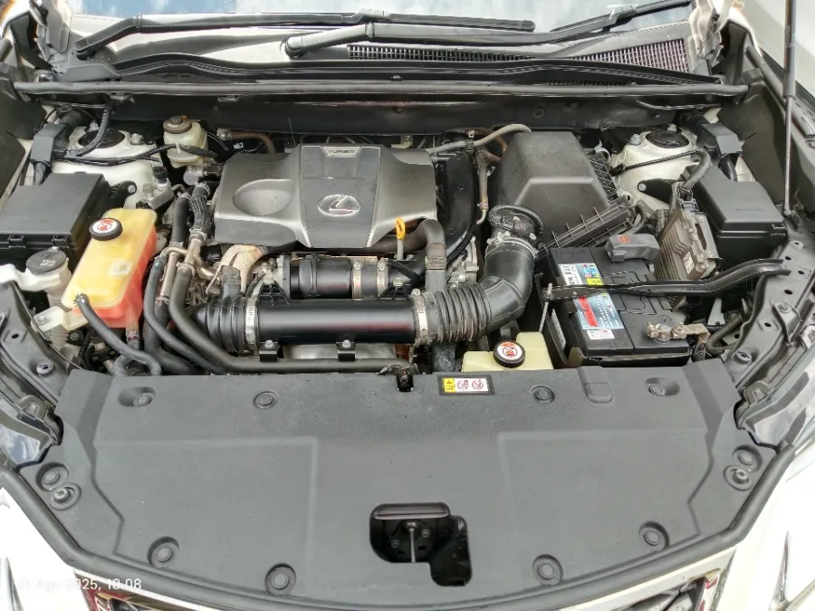 Foto Mobil Bekas Mesin Lexus NX 300 2.0 F-Sport tahun 2018
