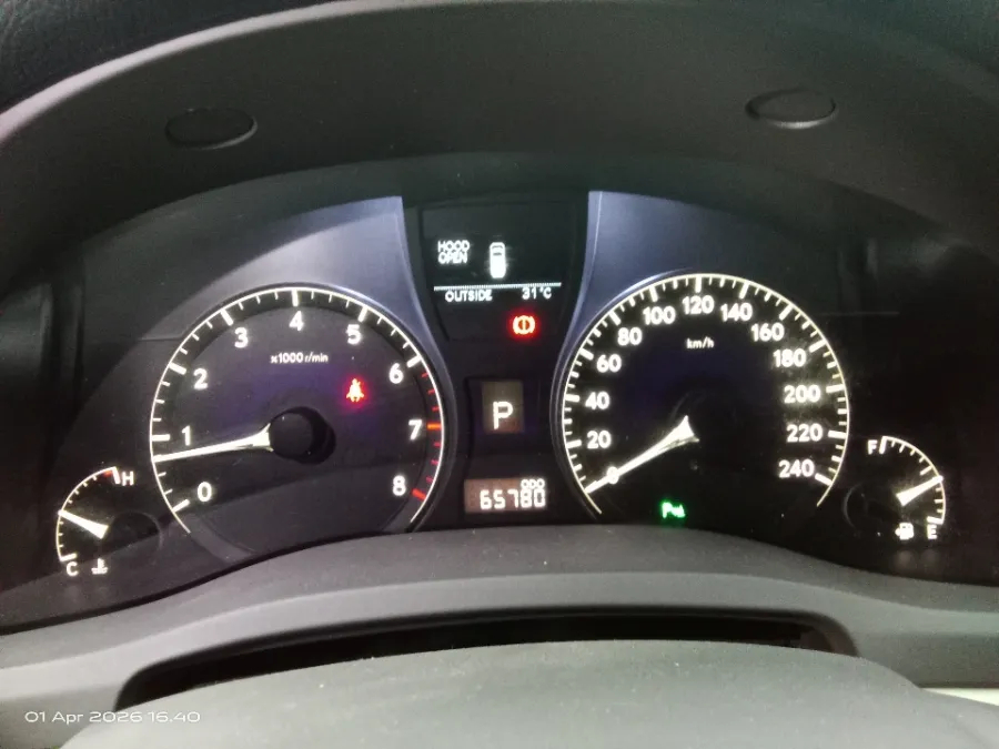 Foto Mobil Bekas Odometer Lexus RX 270 2.7 tahun 2011