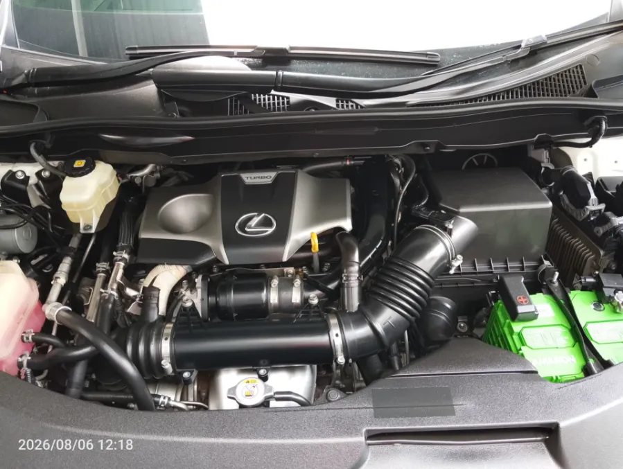 Foto Mobil Bekas Mesin Lexus RX 300 2.0 F-Sport tahun 2018
