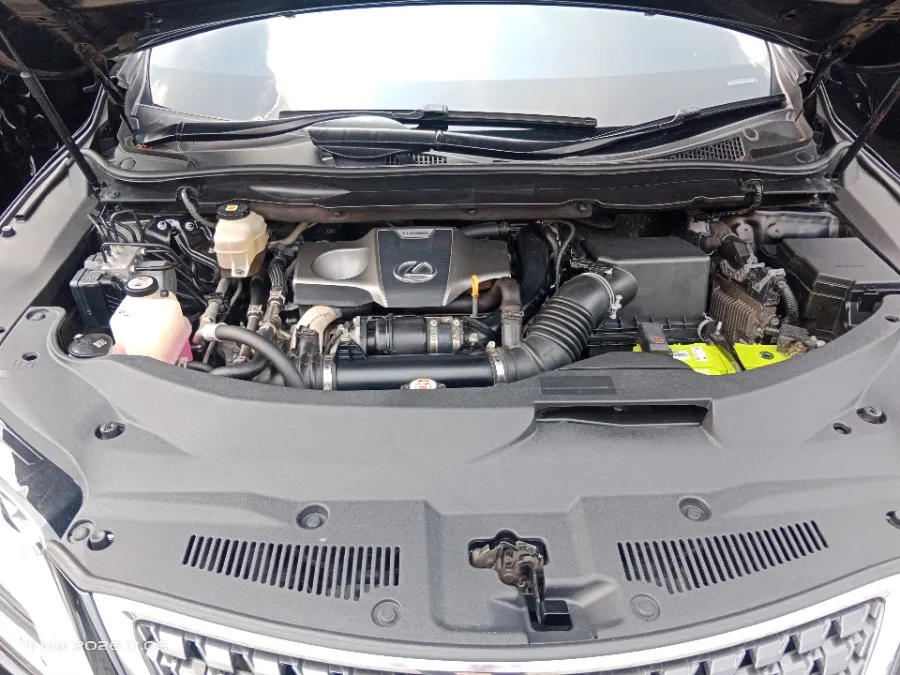 Foto Mobil Bekas Mesin Lexus RX 300 2.0 Luxury tahun 2022