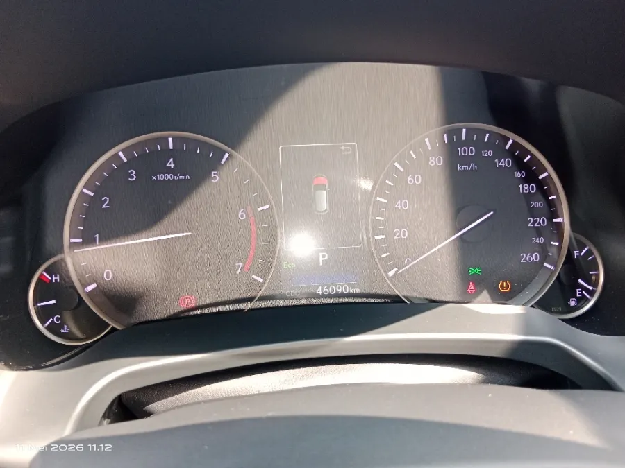 Foto Mobil Bekas Odometer Lexus RX 300 2.0 Luxury tahun 2022
