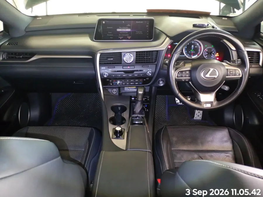 Foto Mobil Bekas Dashboard Lexus RX 350 3.5 F-Sport tahun 2016