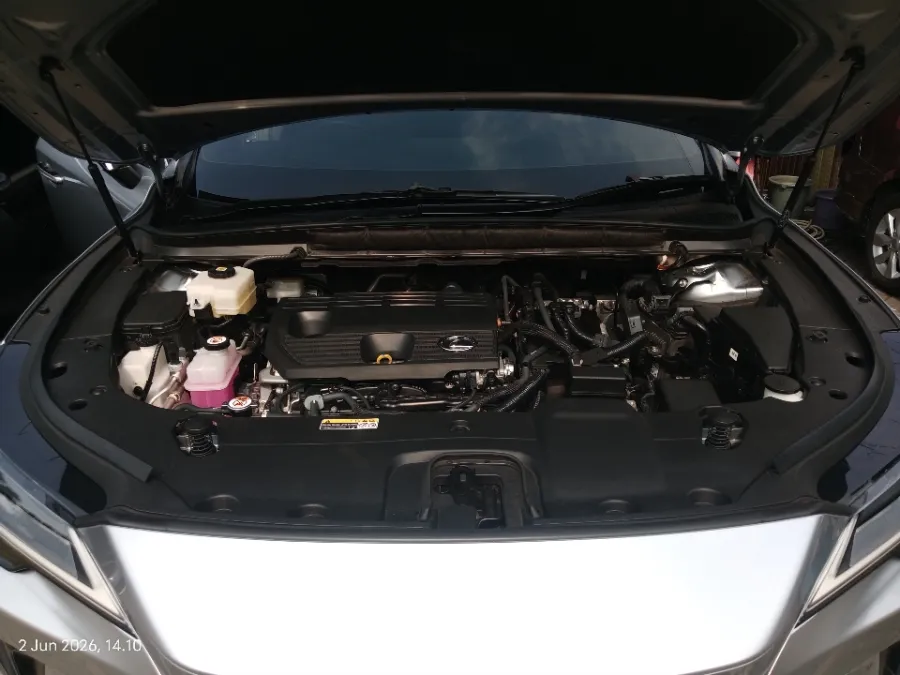 Foto Mobil Bekas Mesin Lexus RX 350 H 2.5 Luxury 4X2 tahun 2023