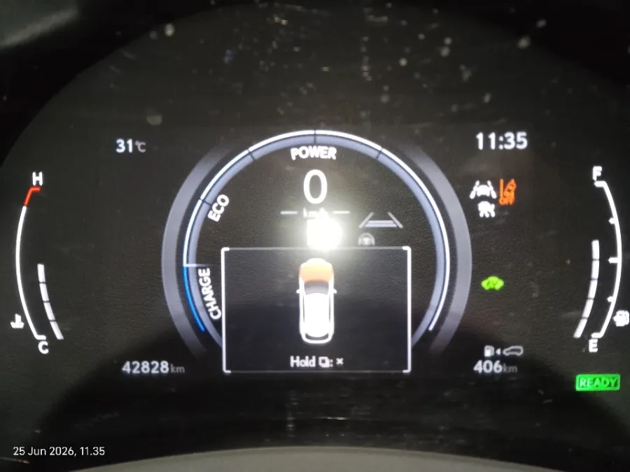 Foto Mobil Bekas Odometer Lexus RX 350 H 2.5 Luxury 4X2 tahun 2023