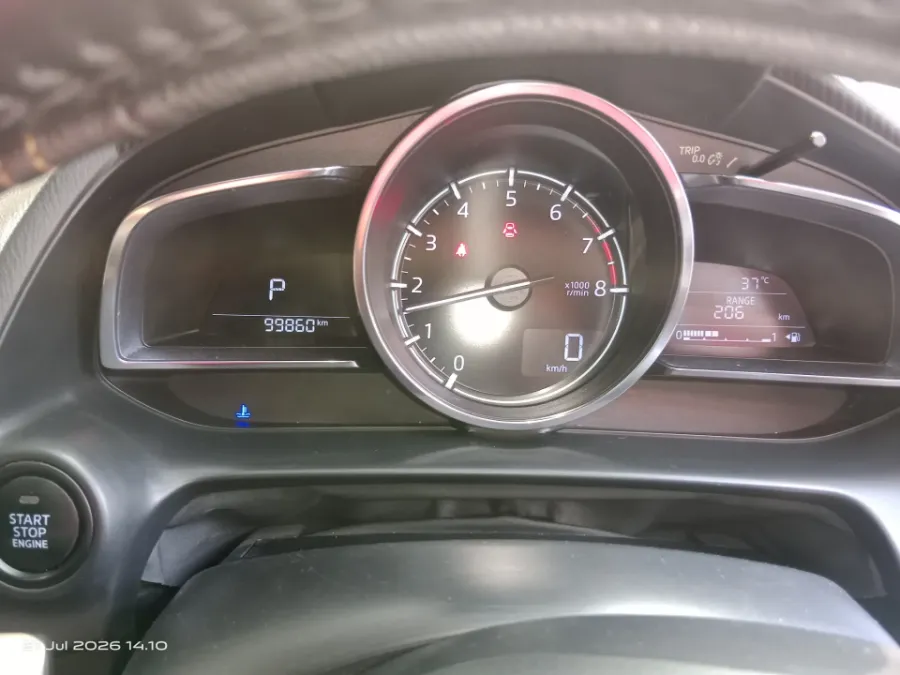 Foto Mobil Bekas Odometer Mazda 2 1.5 tahun 2018