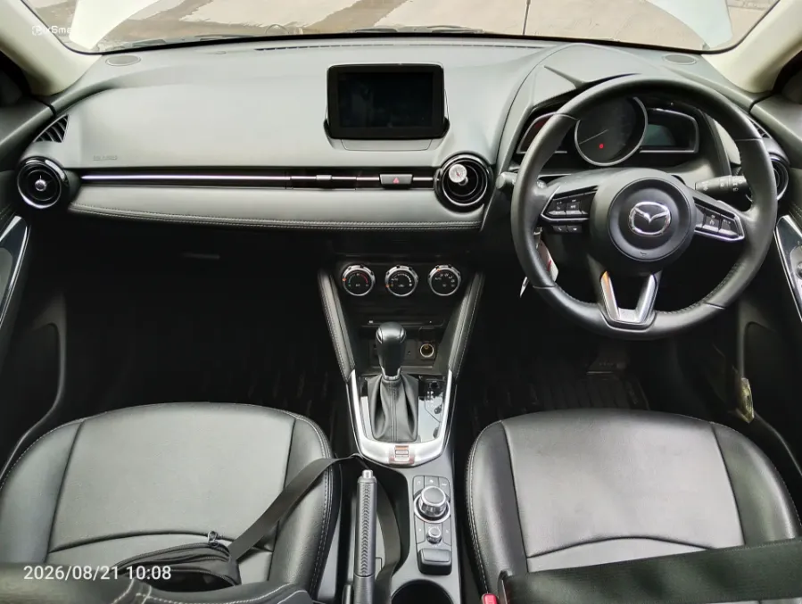 Foto Mobil Bekas Dashboard Mazda 2 1.5 tahun 2019