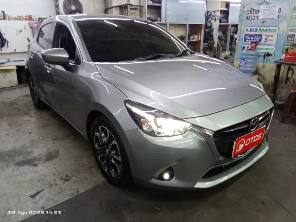 2019 Mazda 2 1.5 - Foto 1 dari 6