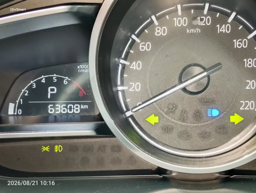 Foto Mobil Bekas Odometer Mazda 2 1.5 tahun 2019
