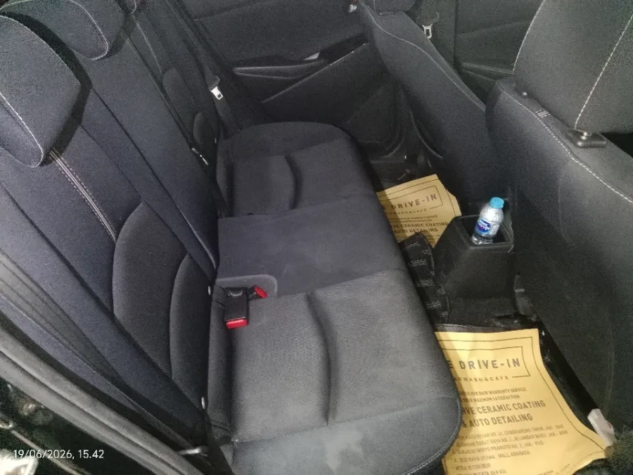 Foto Mobil Bekas Kabin Belakang Mazda 2 1.5 tahun 2020