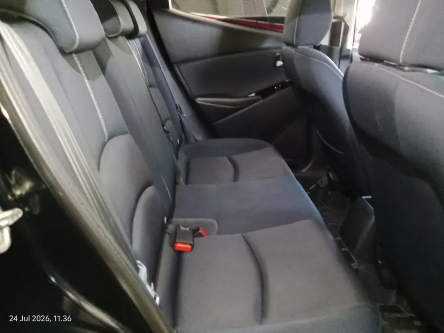 Foto Mobil Bekas Kabin Belakang Mazda 2 1.5 tahun 2020