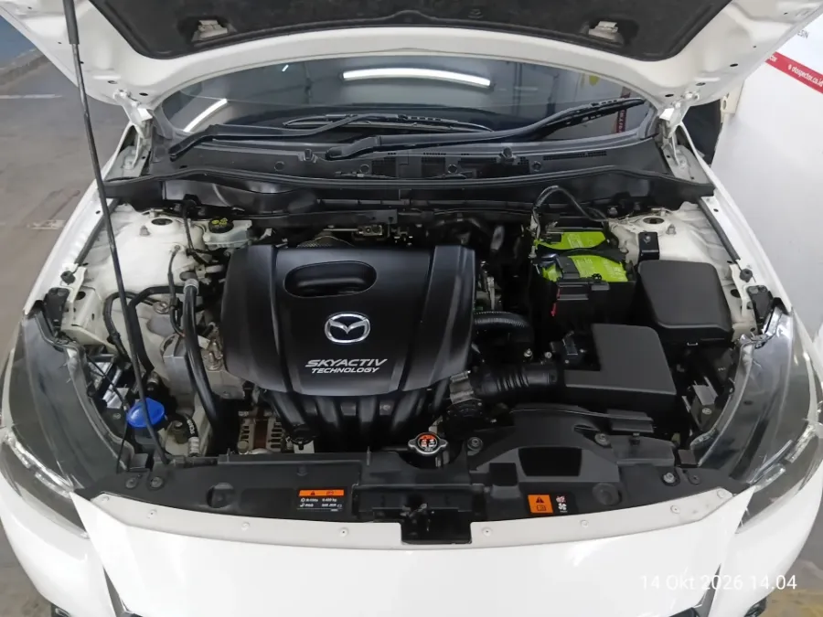 Foto Mobil Bekas Mesin Mazda 2 1.5 GT tahun 2017